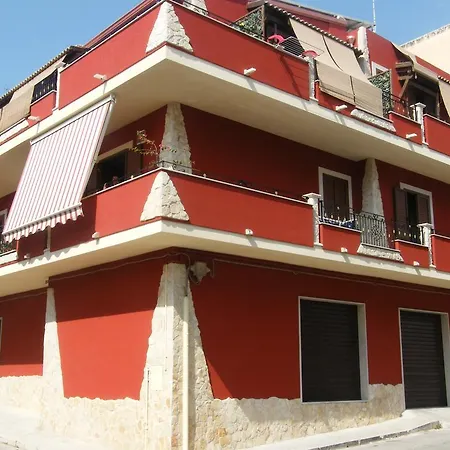 Guest house Oasi Del Sud 3*
